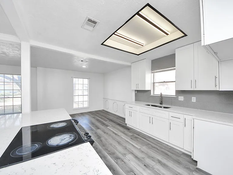 8011 La Roche Ln — Photo 22
