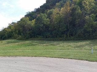 604 Cedar Ct, Lake City, MN 55041