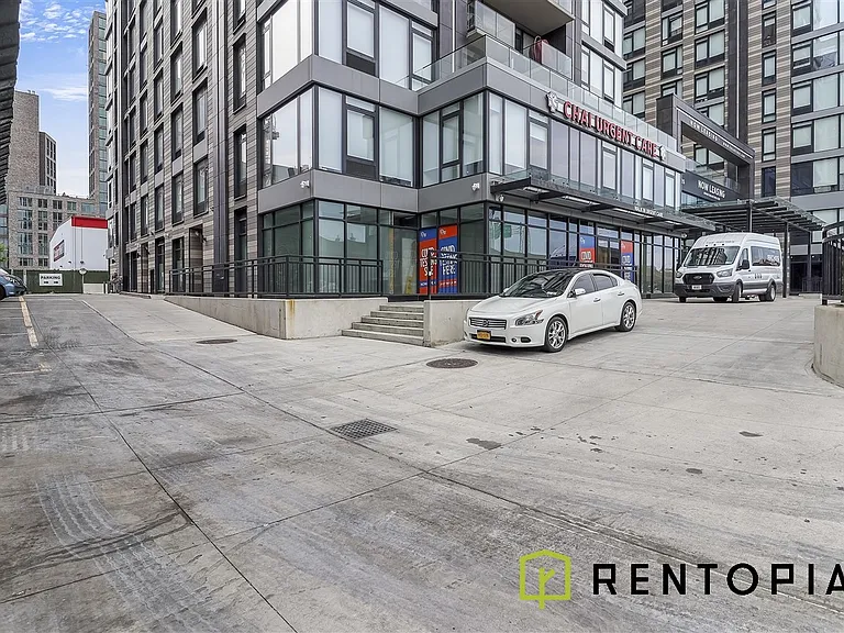 224 E 135th St #1507 — Photo 13
