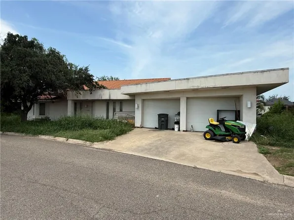 1715 River Bend Dr, Mission, TX 78572