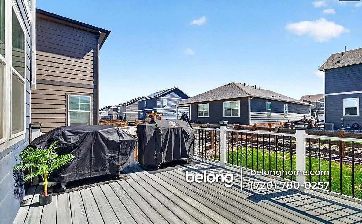 4 bed, 2.5 bath, 2210 sqft, $2,645 — Photo 3