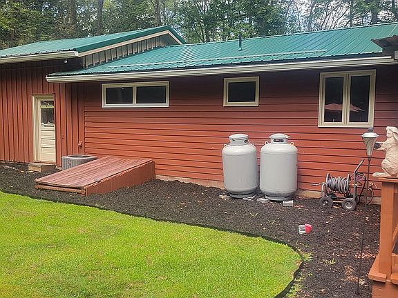 2nd image of 225 S Peninsula Dr
