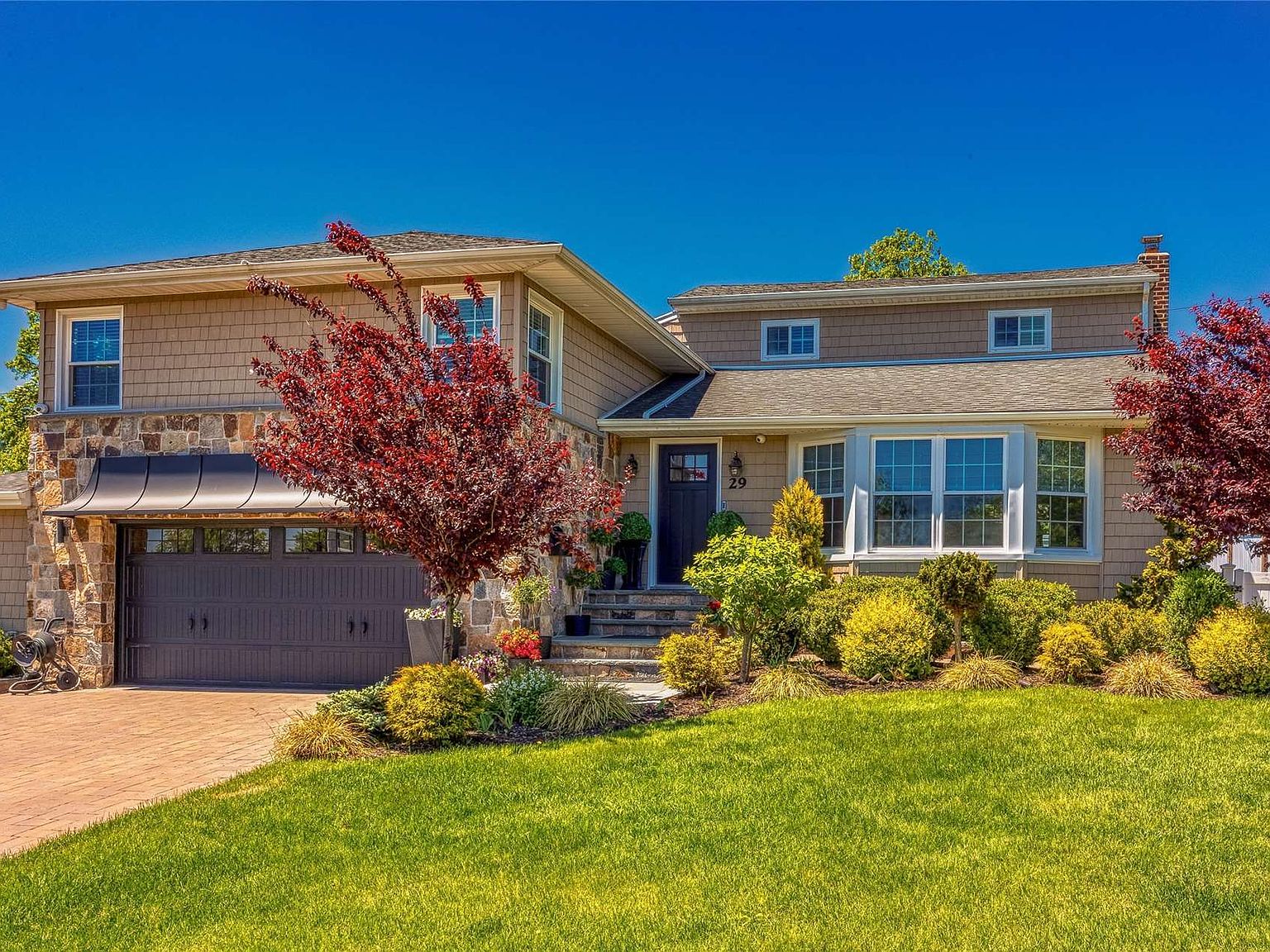 29 Kings Lane, New Hyde Park, NY 11040 Zillow