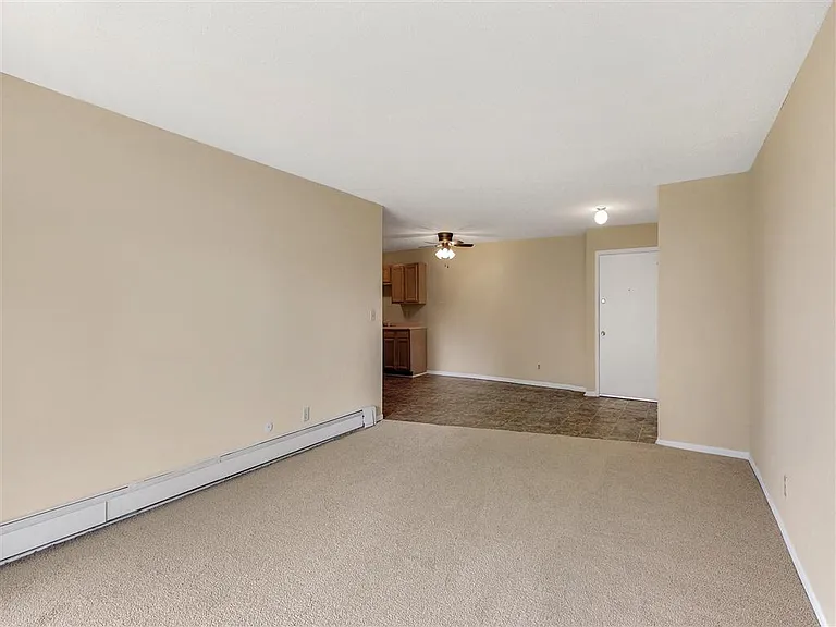 Oak Valley Apartments — Photo 35