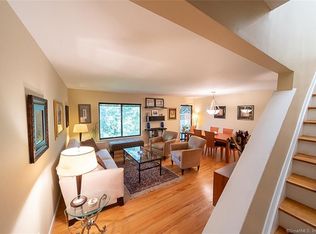 605 Plymouth Colony UNIT 605, Branford, CT 06405