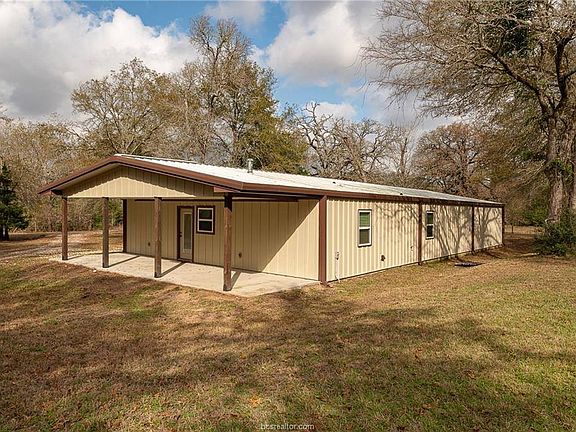 3rd image of 11428 Debbie Ln