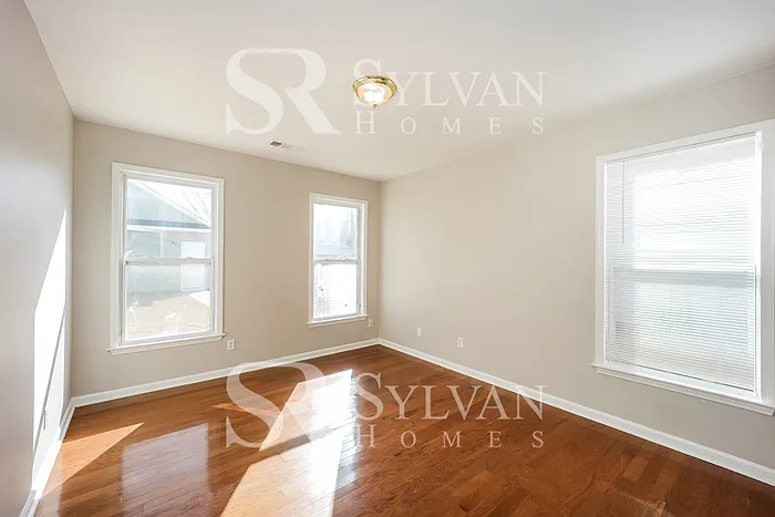 7840 The Lakes Dr — Photo 13