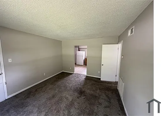5751 Overlook Rd — Photo 11
