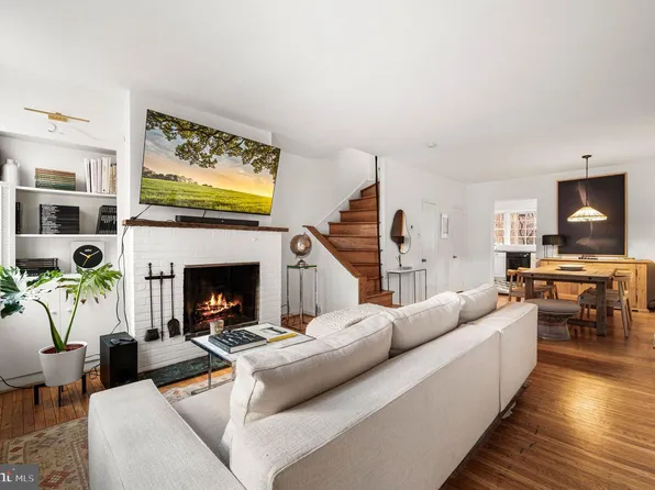 2035 Rittenhouse Sq, Philadelphia, PA 19103