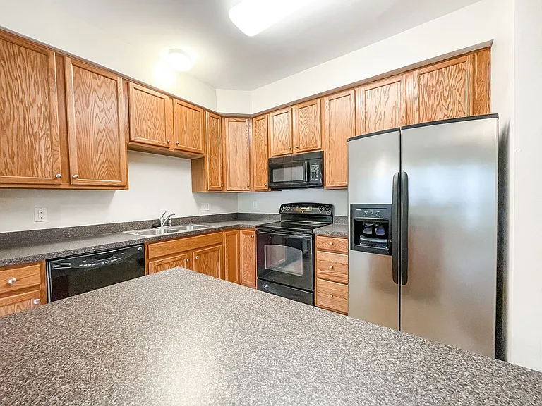 120 Kelly St — Photo 22