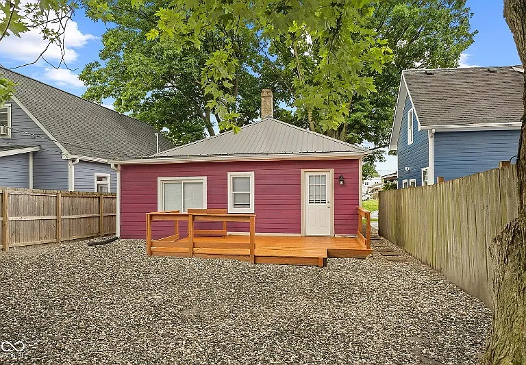 734 Parkway Ave — Photo 19