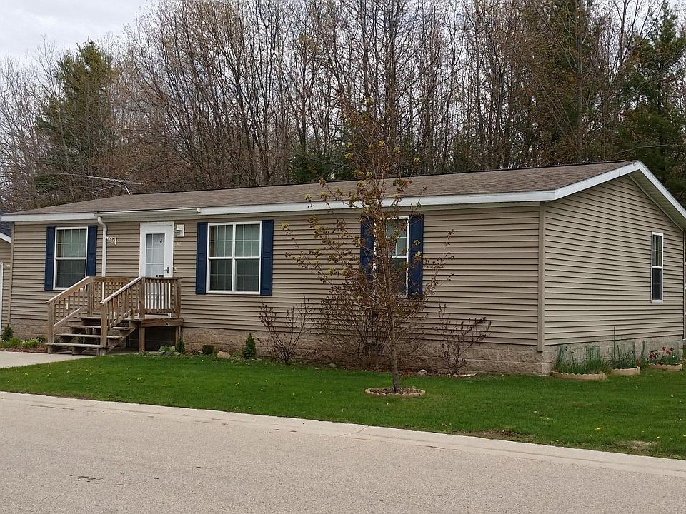 2nd image of 867 Bechthold Dr