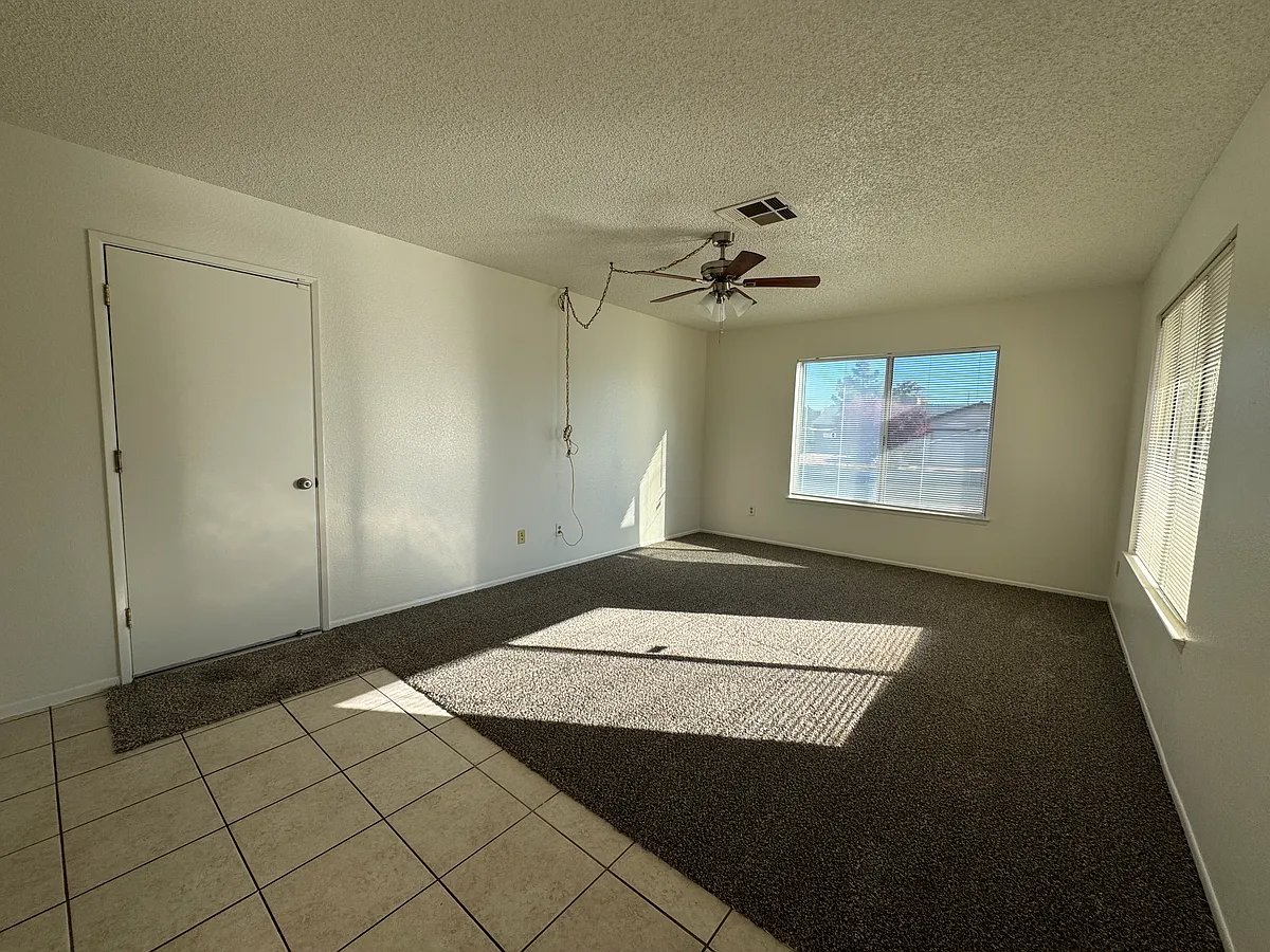 Building Photo - 13718 Nassau Dr