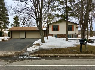 810 Riverside Ave N, Sartell, MN 56377