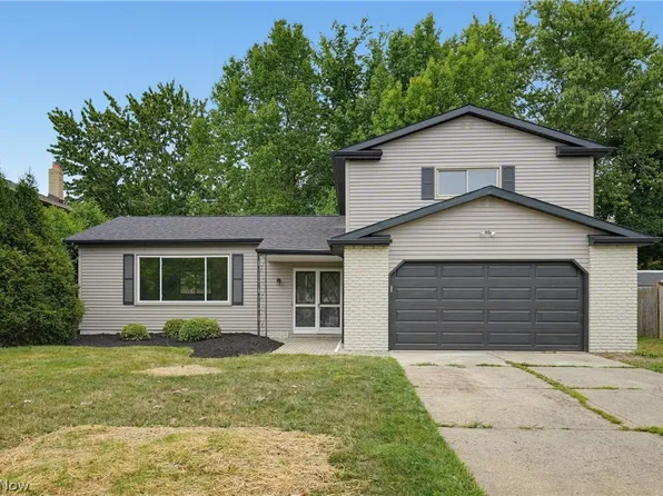 4796 Lindsey Ln, Richmond Heights, OH 44143