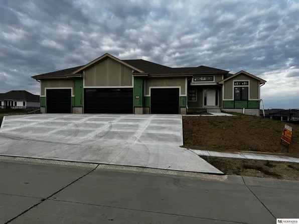 11516 S 115th St, Papillion, NE 68046