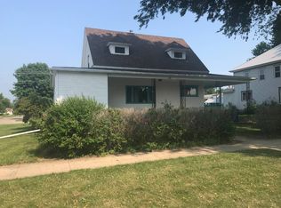 10 S Central Ave, Hartley, IA 51346