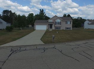 1106 Auburn Rd, Hastings, MI 49058