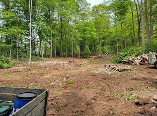 21 Norwich Rd, Quaker Hill, CT 06375