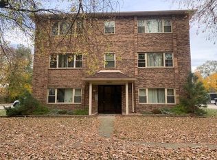 14054 Willow Ln #3E, Midlothian, IL 60445