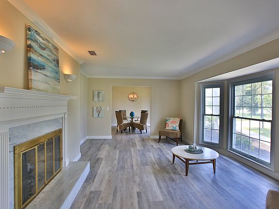 5th image of 228 Ocean Palm Dr