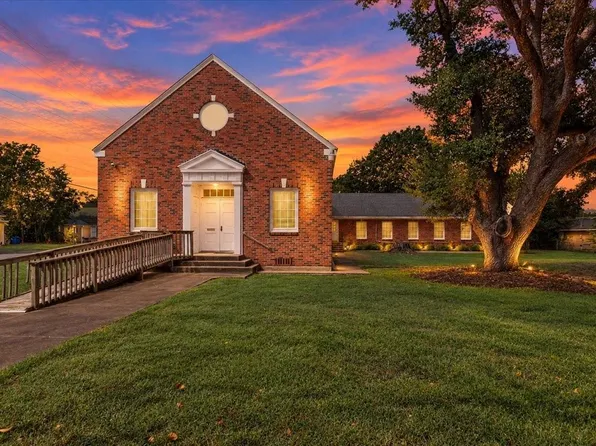 530 Church St, Navasota, TX 77868