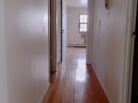 5th image of 6121 231st St Floor 1
