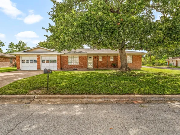 805 N Charlotte Ave, Stephenville, TX 76401