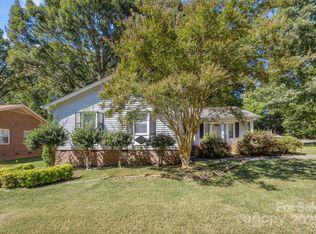 5733 Ganymede Pl, Charlotte, NC 28227