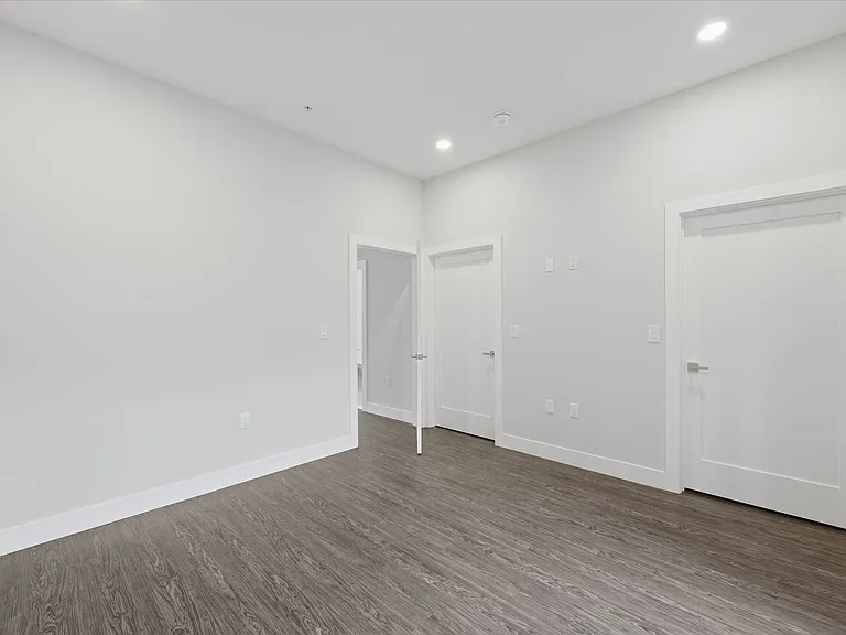 6114 Jackson St #1 — Photo 14