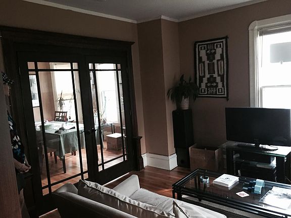 Living Room/3rd bedroom