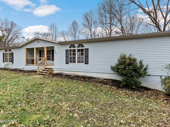 1851 Chestnut Stump Rd, Lafollette, TN 37766