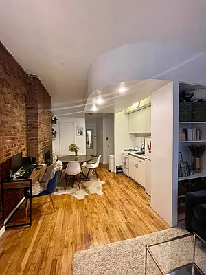 Rented by Compass | media 5