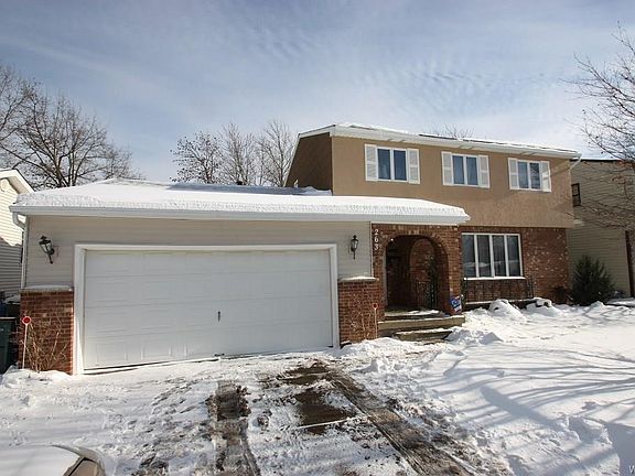 3rd image of 263 Brentwood Dr