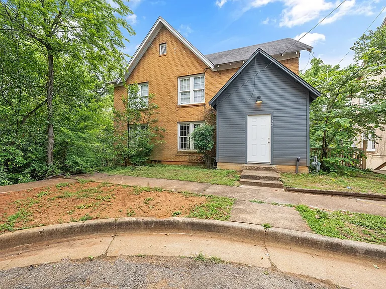 132 Rowland Pl — Photo 19