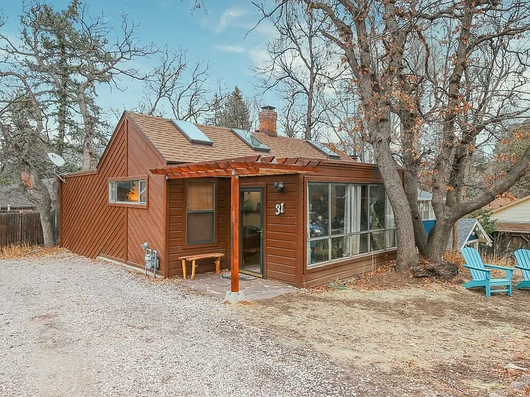 31 Highland St — Photo 14