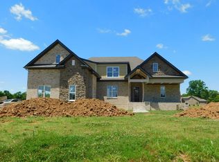 2005 Jeans Way, Columbia, TN 38401