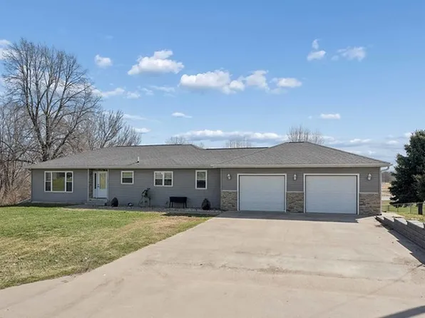 207 East St, Lynnville, IA 50153