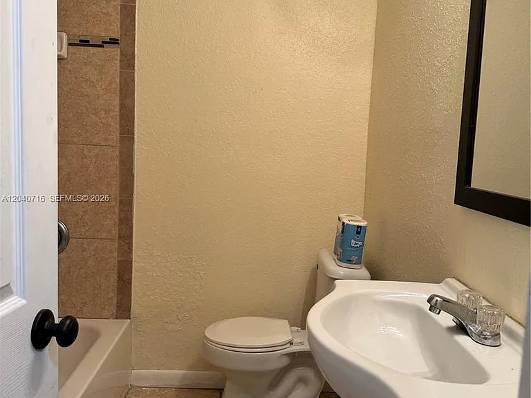 9410 Gilchrist Ct — Photo 7