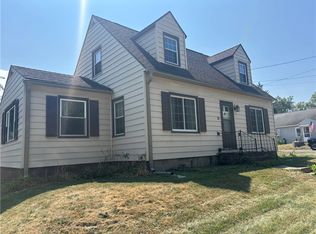 38 Dayton St, Auburn, NY 13021