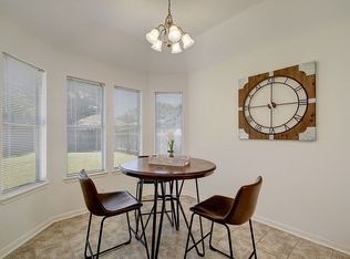 350 Dashelle Run, Kyle, TX 78640