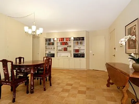 Sold by Corcoran | media 2