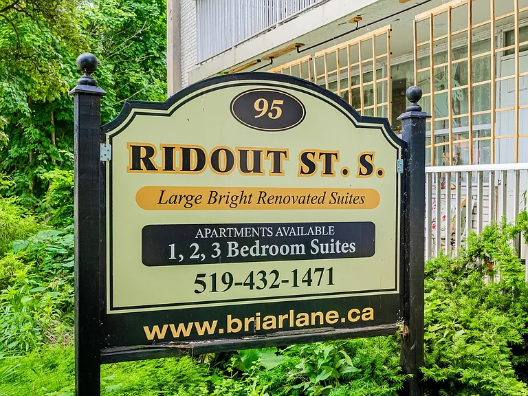 95 Ridout St S — Photo 13