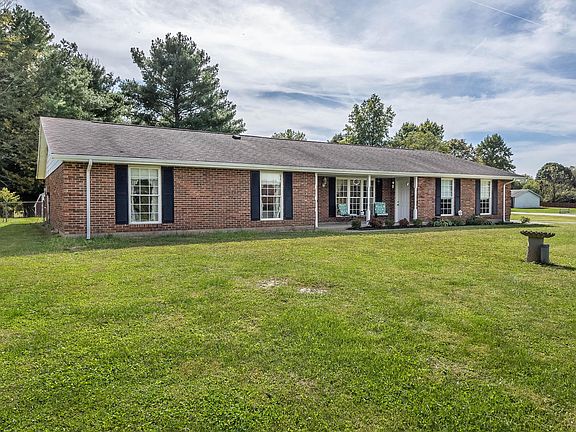 3rd image of 5636 Phillips Cir