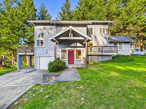 645 Ridge Rd, Whitethorn, CA 95589