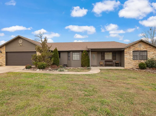 401 Oak Brook Ests Lane, Walnut Shade, MO 65771