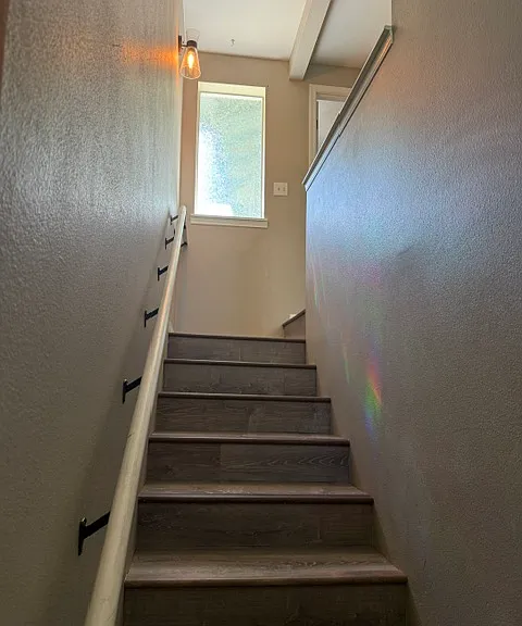 stairs to bedrooms