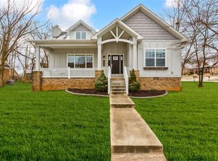 204 Alice Ct, Bowling Green, KY 42101