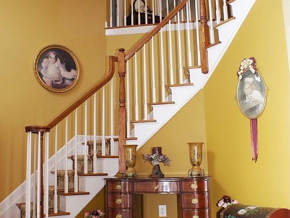 Curved Stairway