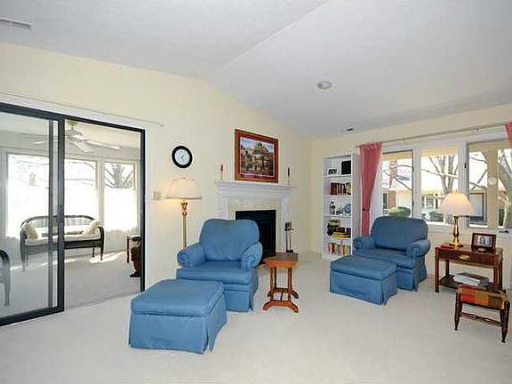 3rd image of 9312 Cinnebar Dr